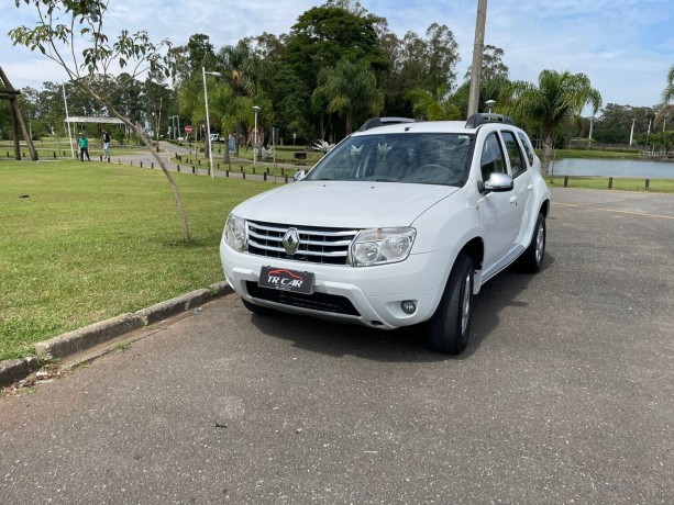 renault-duster-dynamique-16-d-4x2-big-1