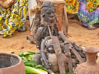 maitre-marabout-sorcier-vaudou-rituels-de-retour-affectif-rapide-en-7-jours